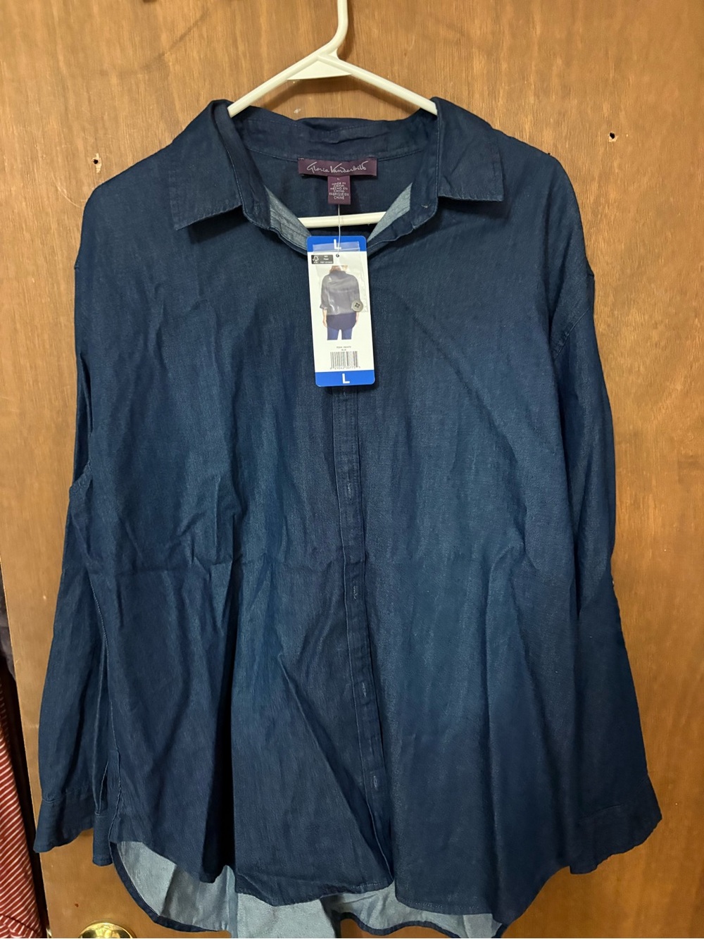 Gloria Vanderbilt Dark Indigo Button-Front Shirt